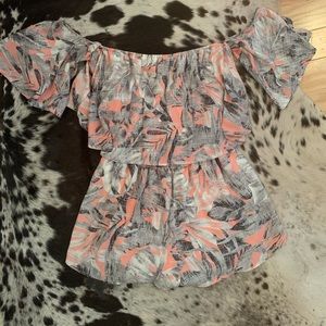 [Henri Girl] Off the Shoulder Palm Leaf Romper